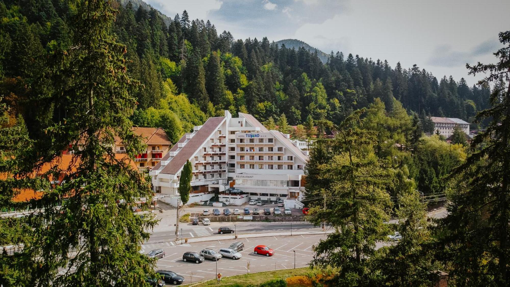 Hotel Tusnad Бэиле-Тушнад Экстерьер фото